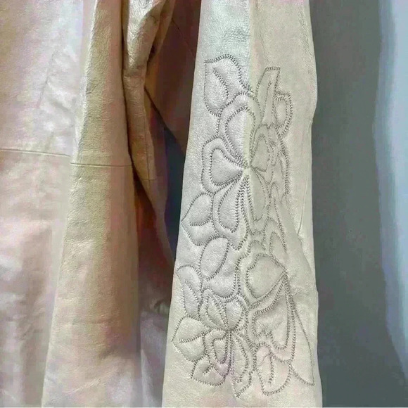 Roaman’s Vintage Women’s Leather Plus Size Jacket Size 34W Light Pink Embroidery - Picture 8 of 12